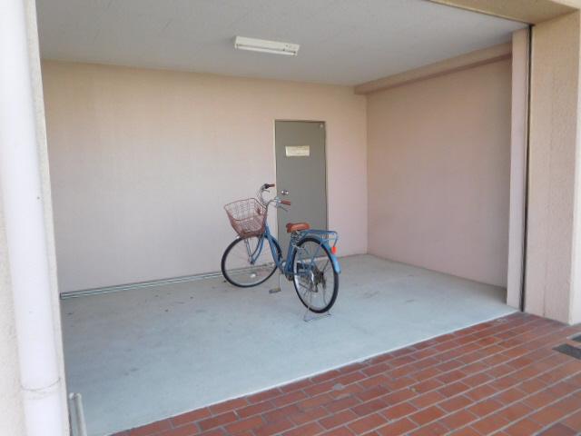 アートハイツ南今宿