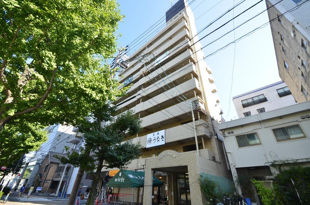 プレザント白金