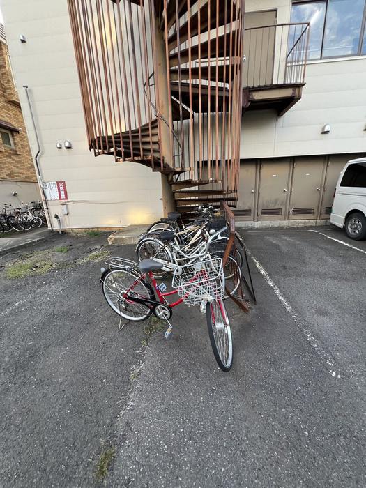 安住ビル