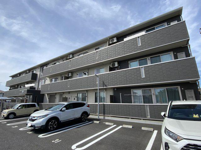 D-FRONT