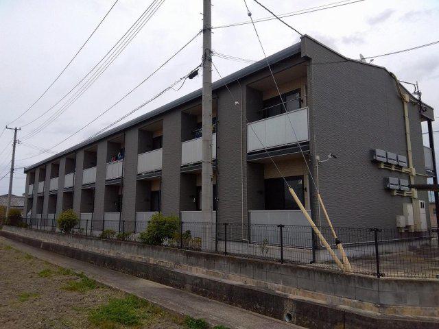 レオパレスあいれすと田村