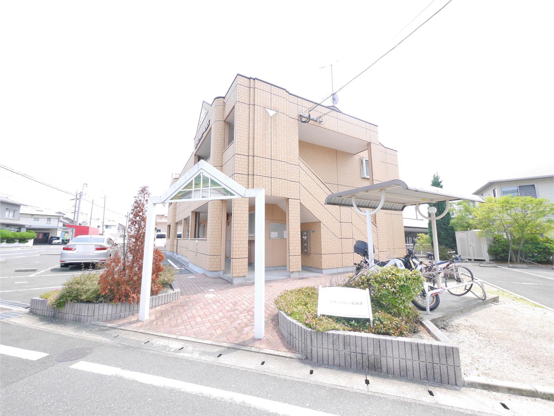 パインツリーヒルズ