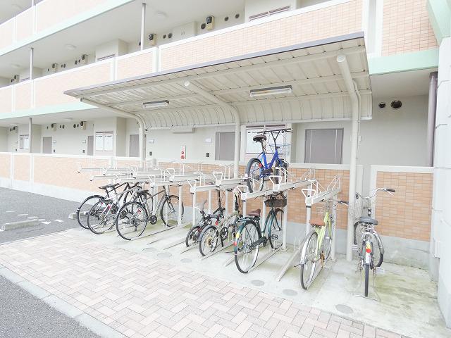 サンリット・シーズン