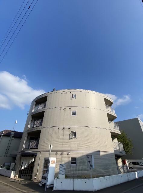 アール28