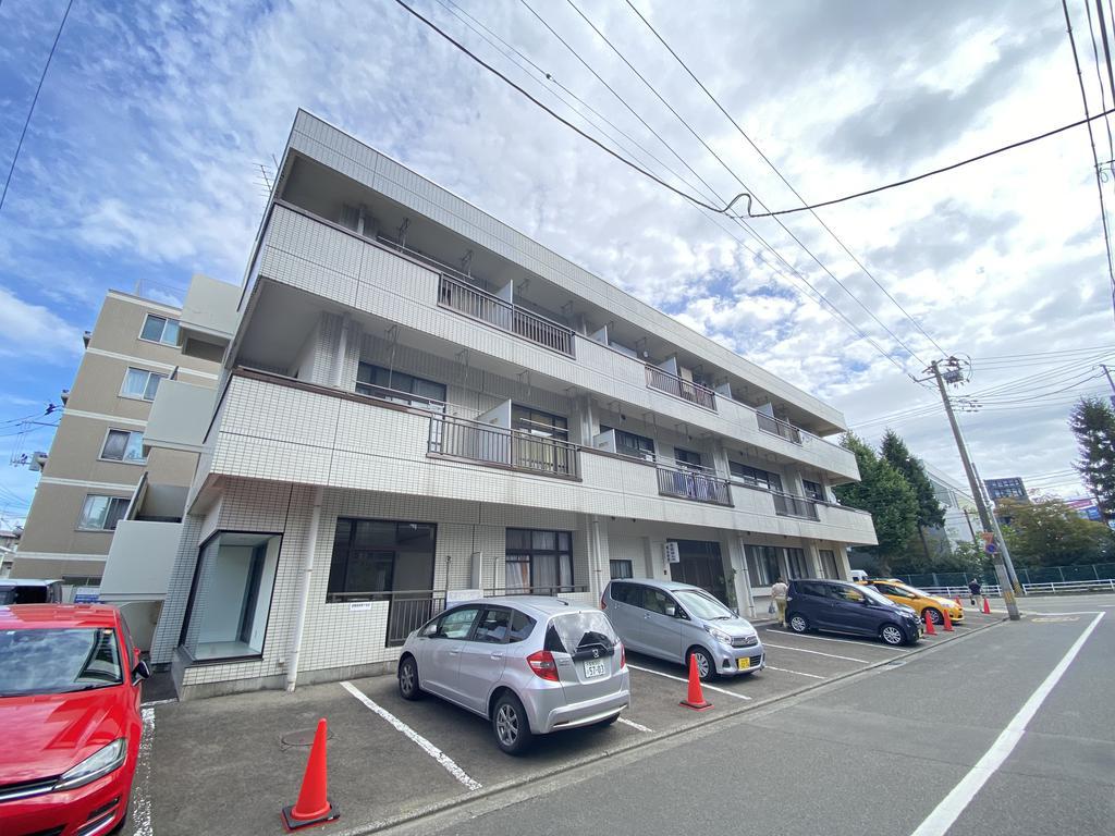 ファミール桃山