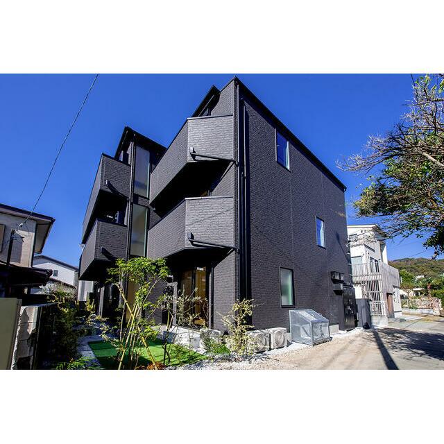 DOUZE KAMAKURA