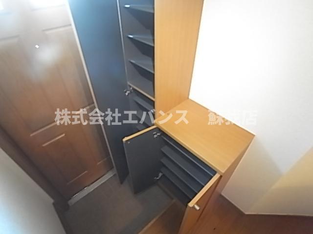 クレストヒルズ