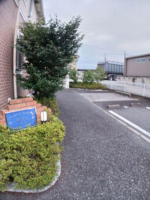 アンジュ