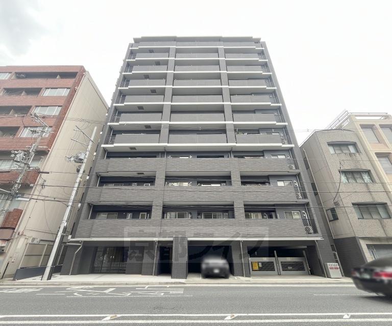 プレサンスロジェ四条大宮駅前