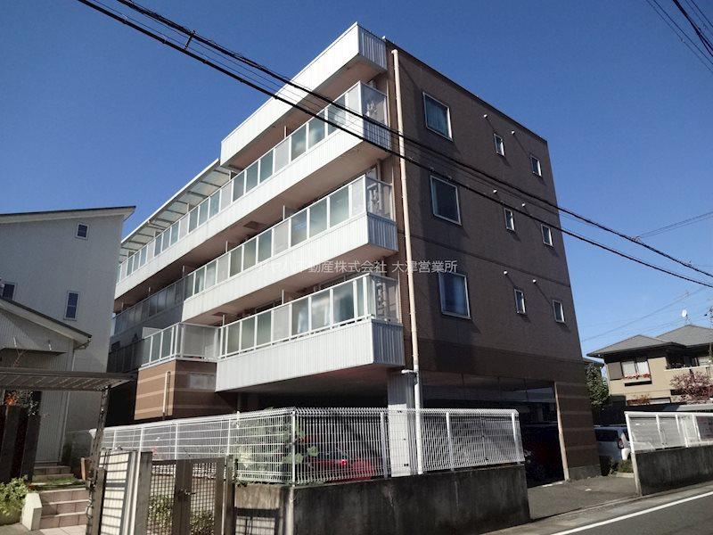 レイクパレスゼゼ