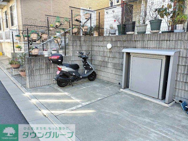 レオネクストウィステリアIII