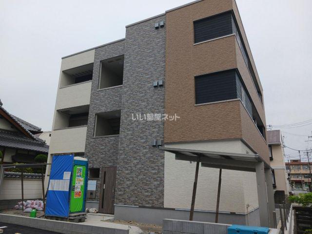 フルールハチテラス