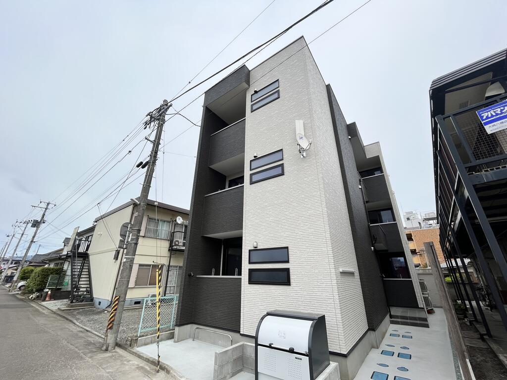 REGALESTリヤン