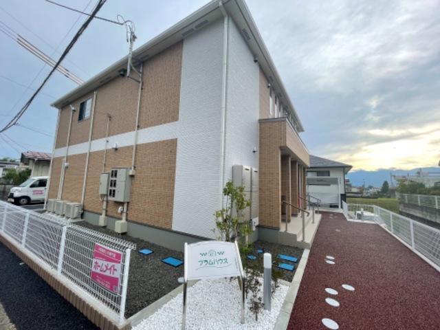 プラムハウス