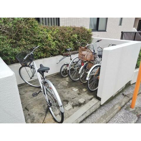 アーバン杉田