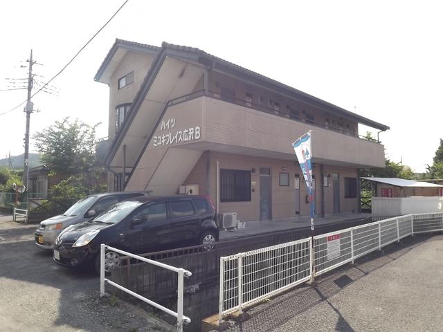 ハイツ三幸プレイス広沢