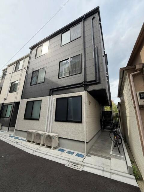 G BASE 町屋 イースト