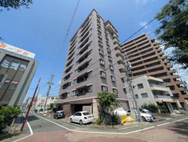 LAUREL COURT田町