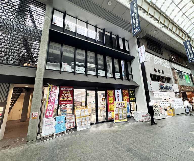 京阪本線 伏見桃山駅 徒歩4分  築9年(2SLDK/3階)
