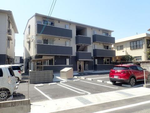 D-ROOM内山II