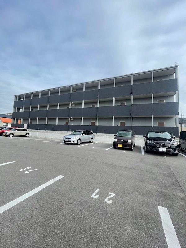 クレスト寺家駅前