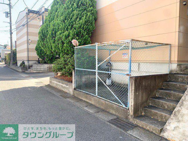 レオパレスフリーダム南金目III