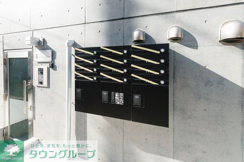 ラヴィーダ東長崎
