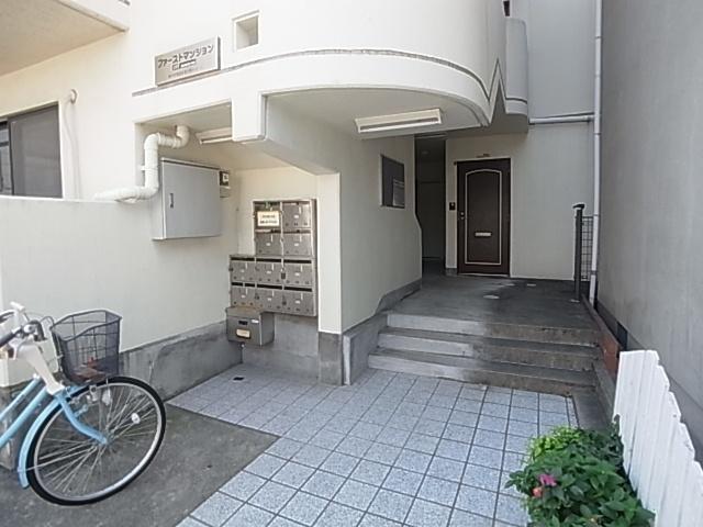 ファーストマンション