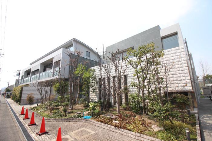 MURATA MANSION ARTIST COURT