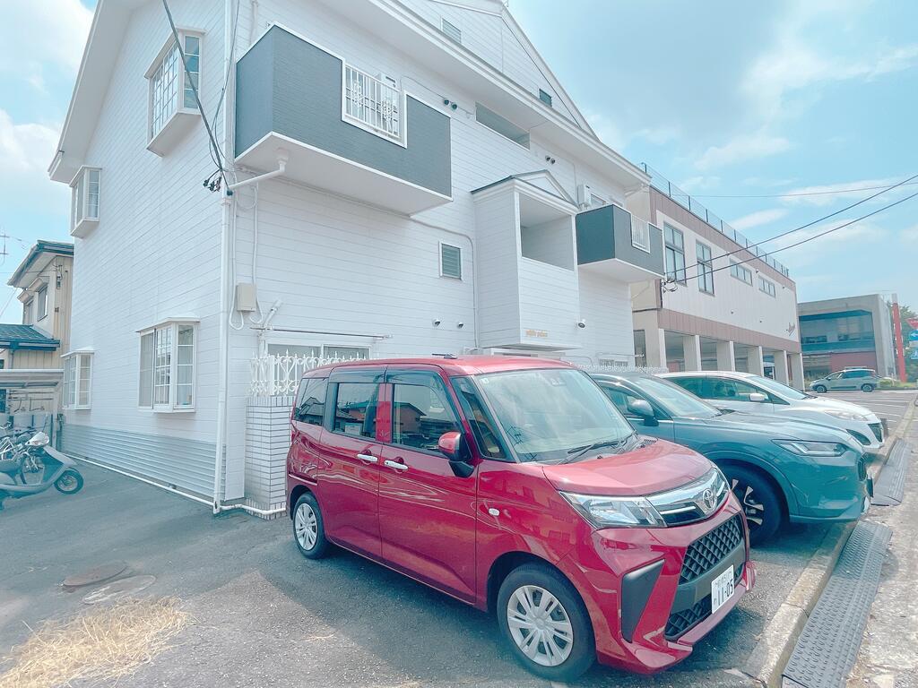 WHITE PALACE SHIMOKOIDE ホワイトパレス下小出