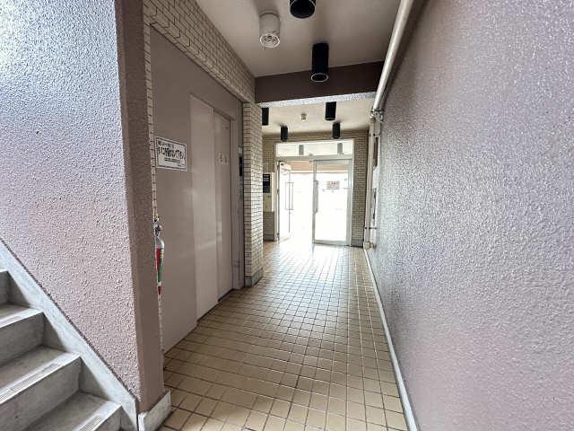グランドハイツ南十一番町