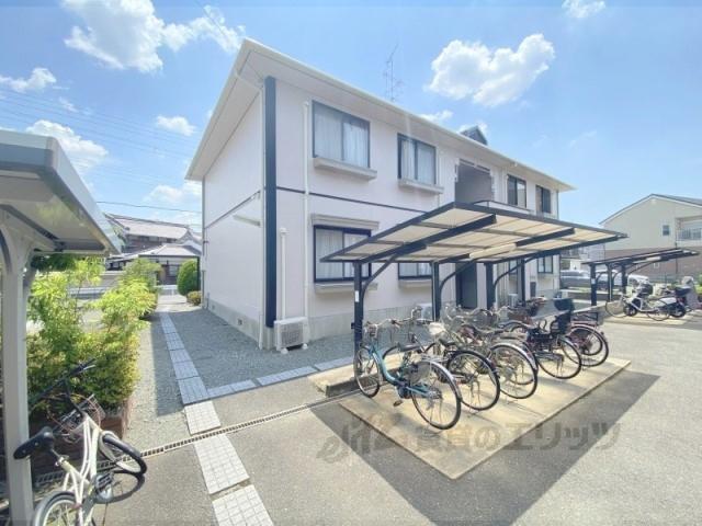 ファミール中B棟