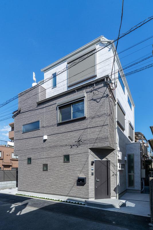 H BASE KAMATA