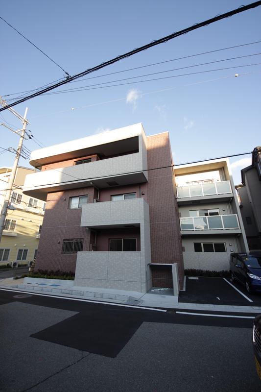 CASA CON BRIOカーサコンブリオ