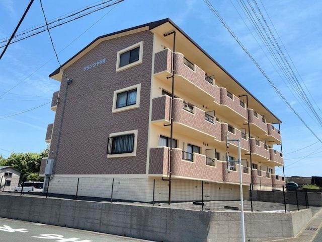 グランシャリオ