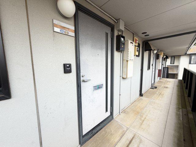 ルミエールイースト C棟