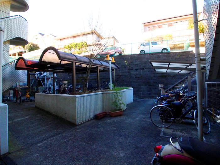フォレストビルA館