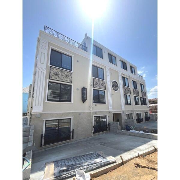 THE UNDERZ SUITE RESIDENCE