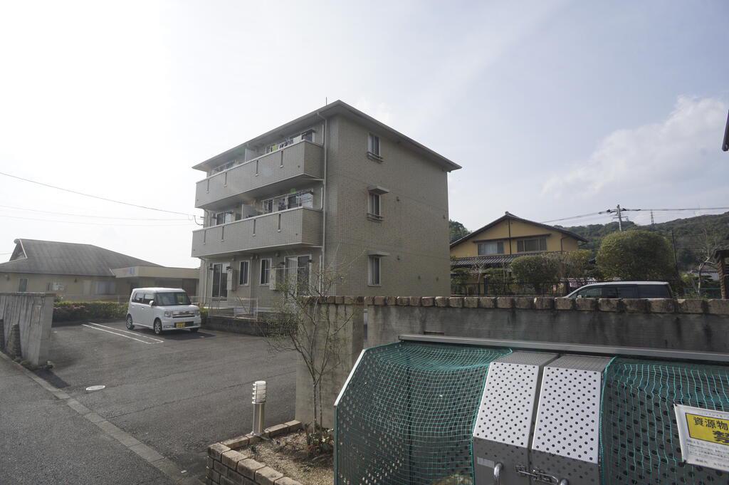 ロッソはなみずき