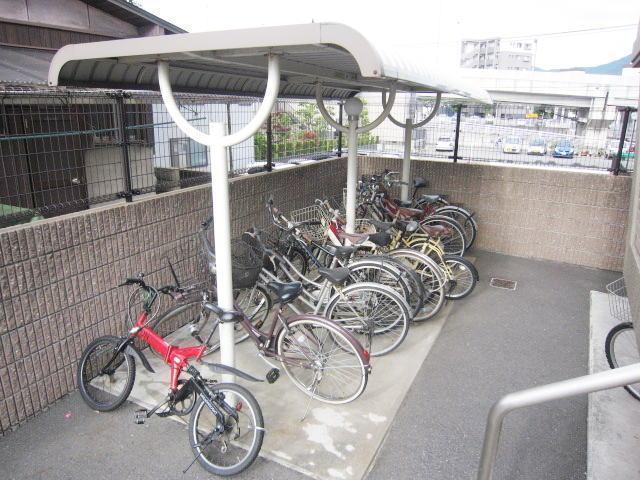 アテッサ南小倉