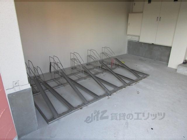アーカンシェル東寝屋川
