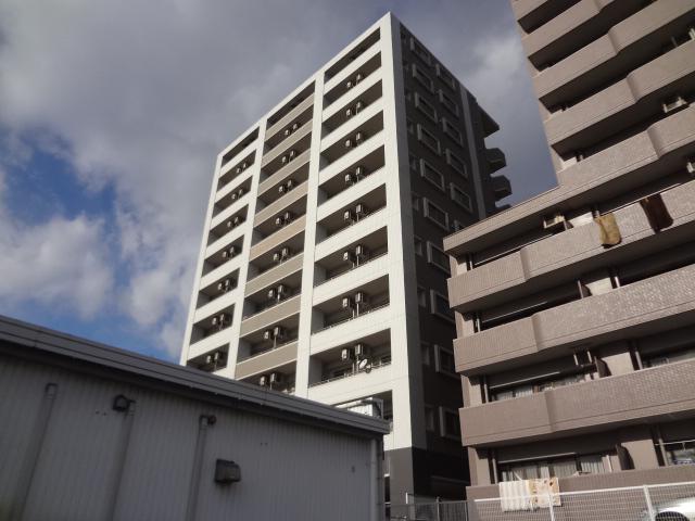 スクエア泉中央