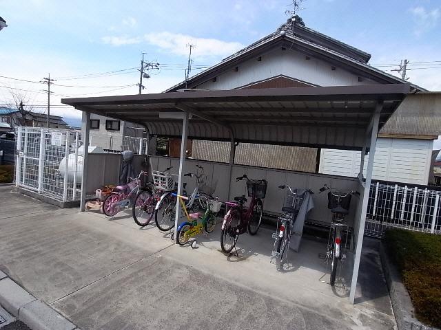 オアシスエイト