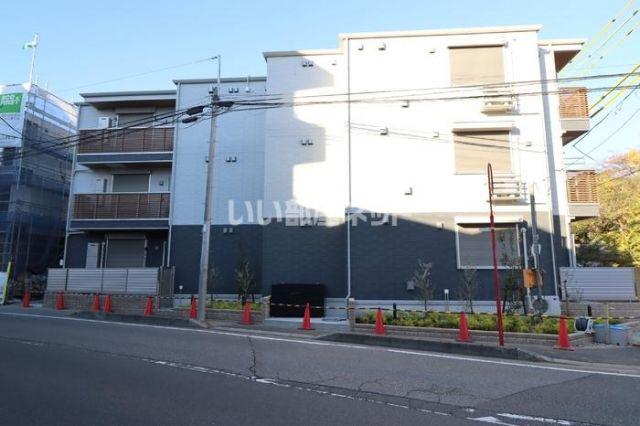D-ROOM弁天3丁目 A棟