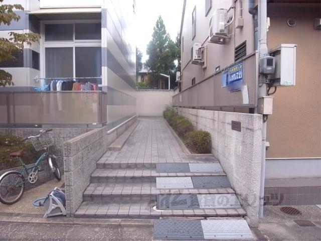 レオパレスグローバル1