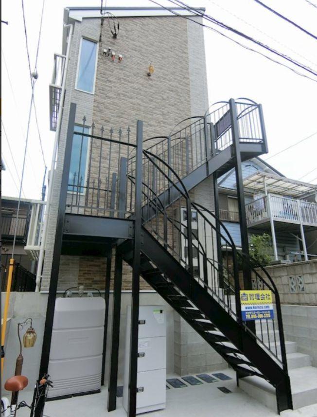 ハーミットクラブハウス神奈川新町II