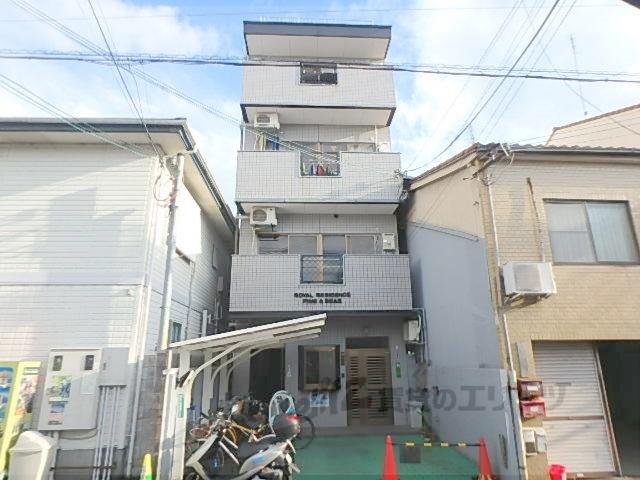 ロイヤルレジデンス・パイン&ベアー