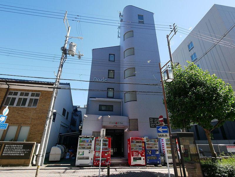 SHAN-GRI-LA DIAMOND BUILDING