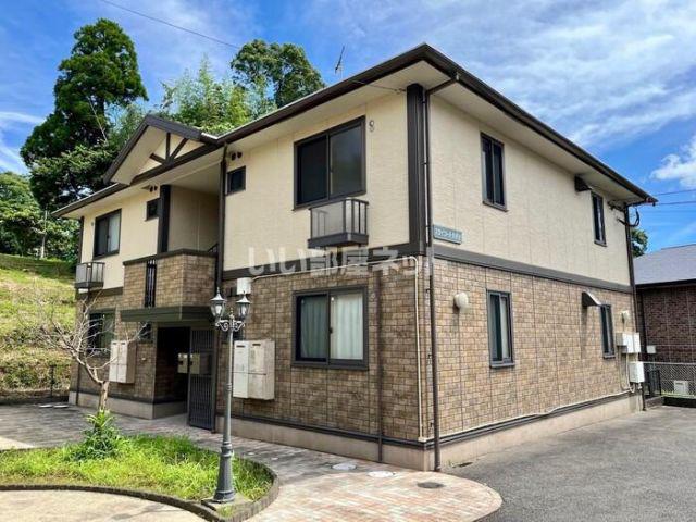 スカイコート大村III