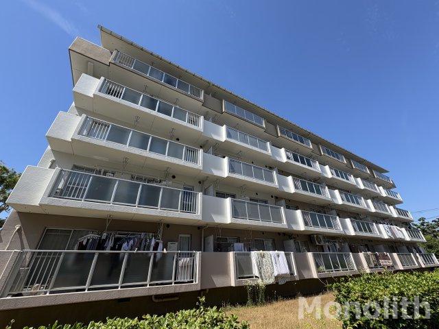フレール鶴山台100号棟